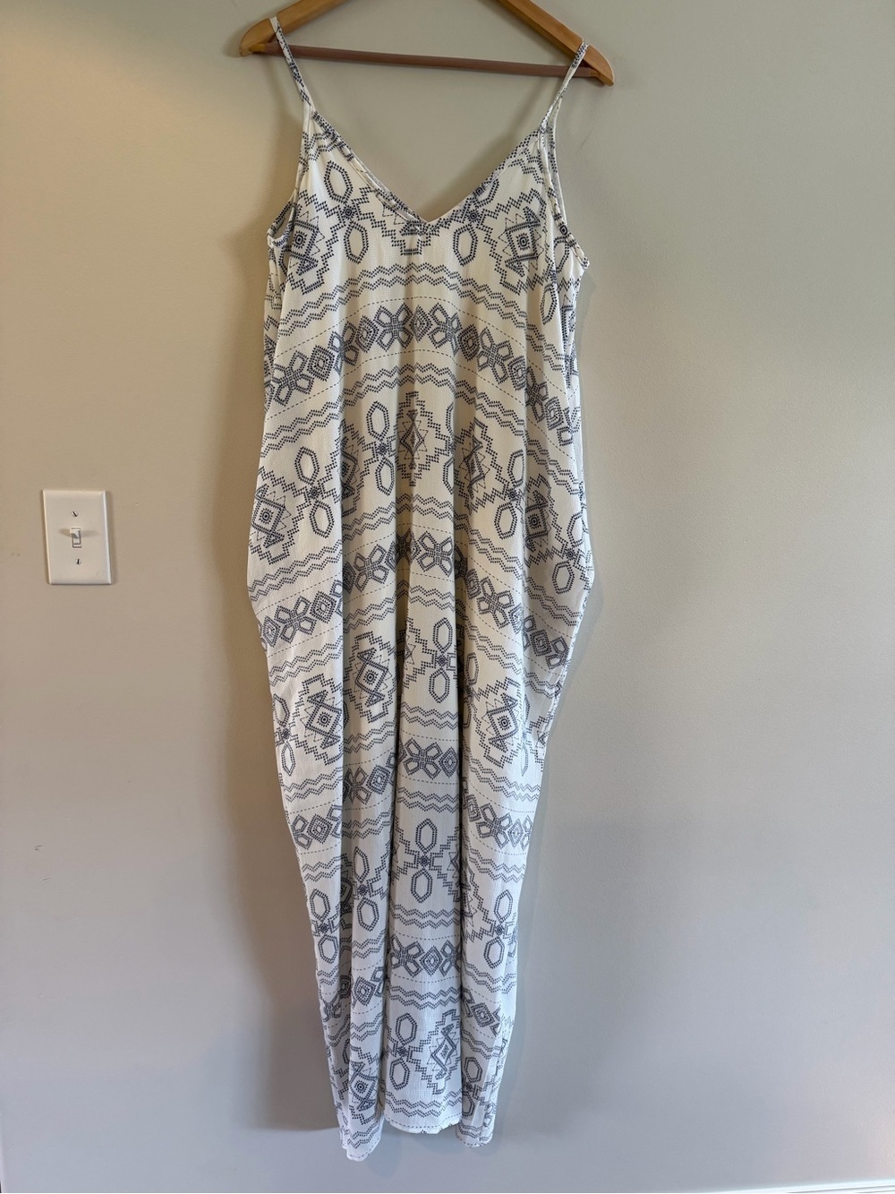 Love Kuza White Maxi Dress - made in USA lined with pockets Size M/L